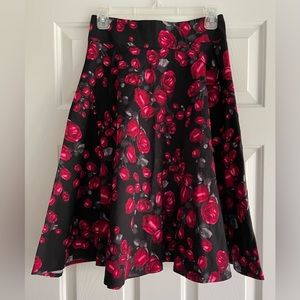 EUC Fancyqube Black Red Roses Midi Skirt Kentucky Derby Vibes Skirt Size S Retro